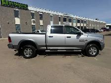 2013 Ram 2500 Crew Cab Outdoorsman 4x4 / ONE OWNER ACCIDENT FREE - Photo 5