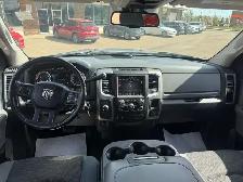 2013 Ram 2500 Crew Cab Outdoorsman 4x4 / ONE OWNER ACCIDENT FREE - Photo 11