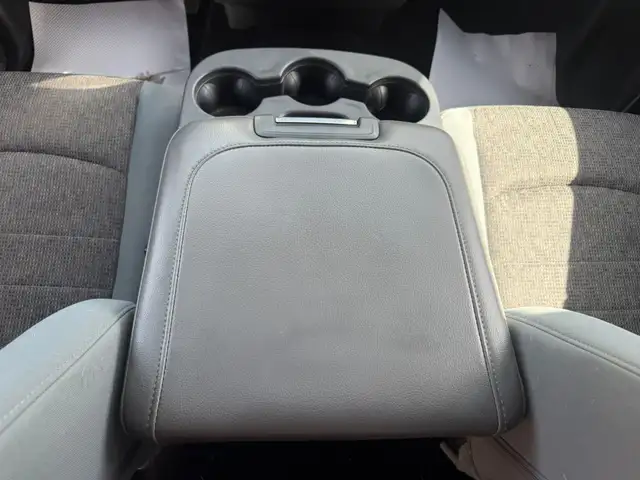 2013 Ram 2500 Crew Cab Outdoorsman 4x4 / ONE OWNER ACCIDENT FREE - Photo 15