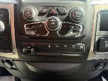 2013 Ram 2500 Crew Cab Outdoorsman 4x4 / ONE OWNER ACCIDENT FREE - Photo 17