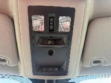 2013 Ram 2500 Crew Cab Outdoorsman 4x4 / ONE OWNER ACCIDENT FREE - Photo 18