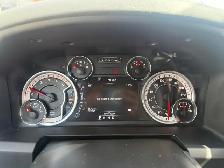 2013 Ram 2500 Crew Cab Outdoorsman 4x4 / ONE OWNER ACCIDENT FREE - Photo 19