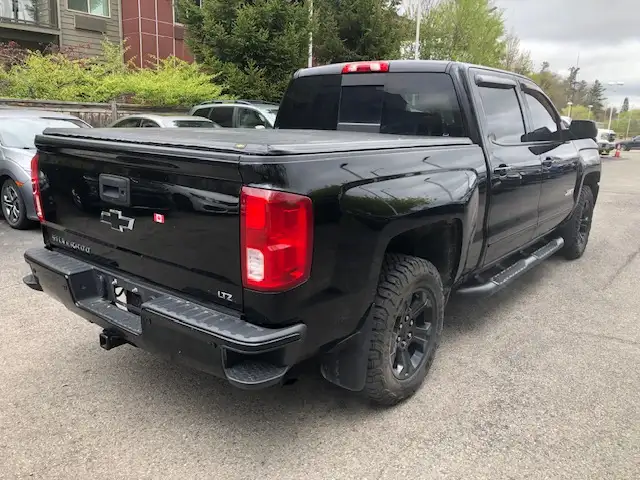 2018 Chevrolet Silverado 1500 LTZ Z71 OFFROAD NEW TIRES LEATHER - Photo 8