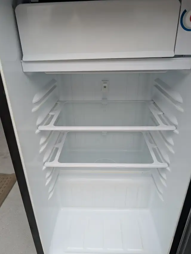 Danby Mini Fridge For Sale - Photo 4