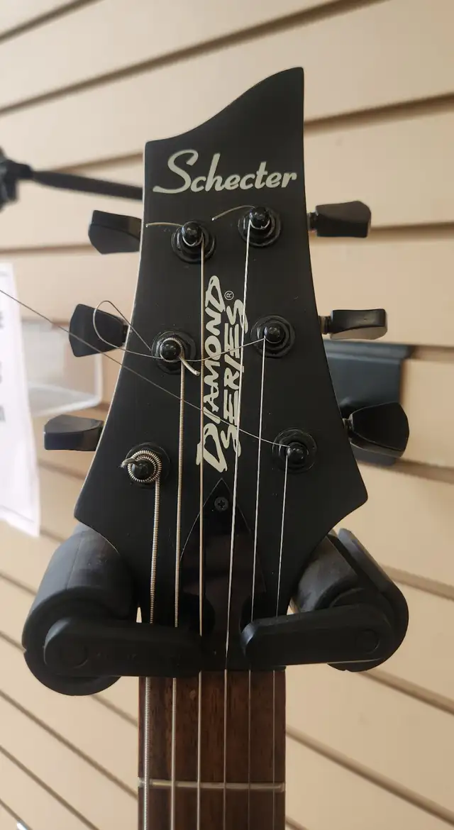 Schecter Diamond Series Electric Guitar No Case - Photo 2