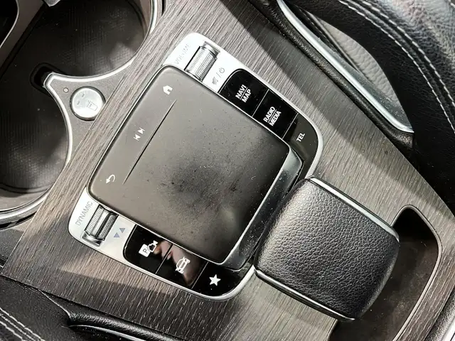 2020 Mercedes-Benz GLE450 4MATIC SUV Highly equipped! Great valu - Photo 9
