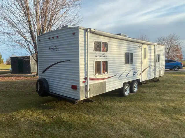2008 Road Runner 30 foot Camper/Bunks $3500 - Photo 6