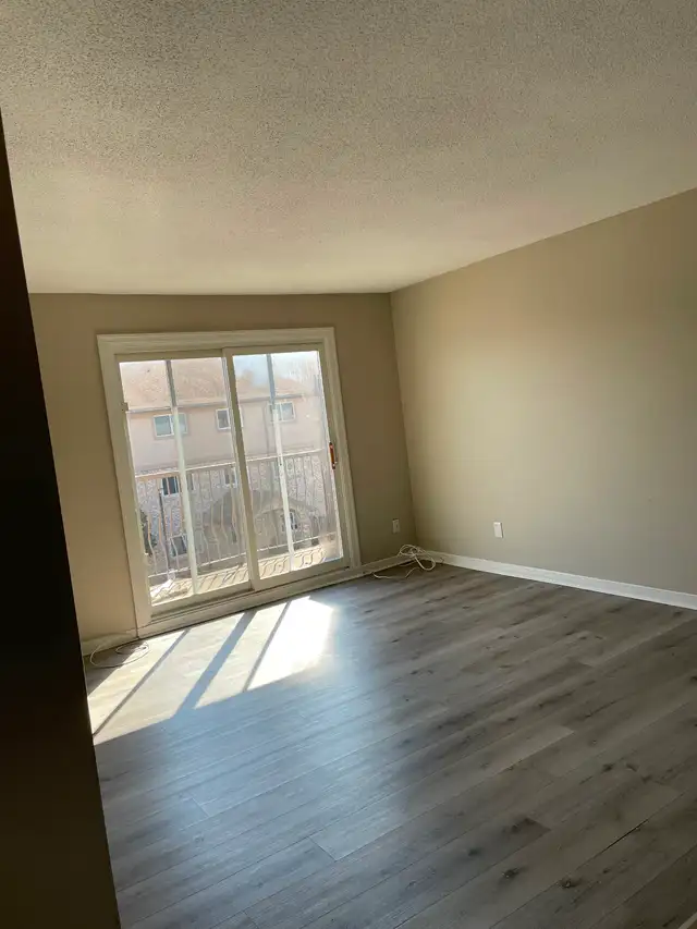 Stunning Renovated 2-Bedroom with Balcony—All Utilities Included - Photo 8