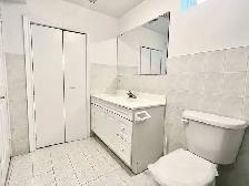 Bright & Spacious Renovated Basement Apartment for Rent – Woodbr - Photo 7