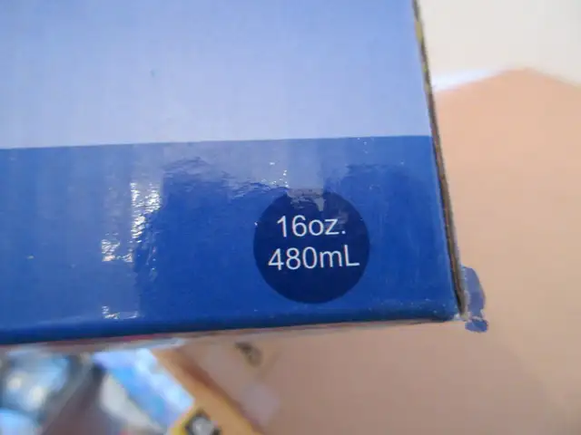 NEW: LONDON DRUGS INSULATED CAR MUGS SET (16 OZ) IN ORIGINAL BOX - Photo 3