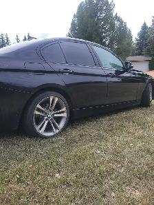 2016 BMW 320i X-drive - Photo 4