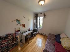 ROOM FOR RENT STARTING JUNE IN SAINT MICHEL MONTRÉAL - Photo 2