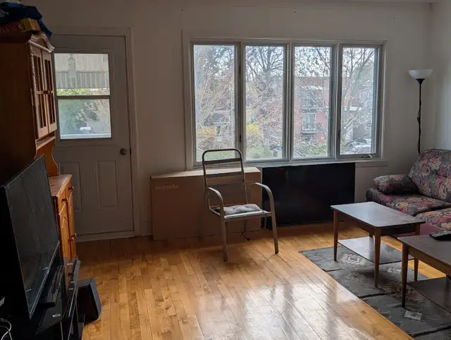 ROOM FOR RENT STARTING JUNE IN SAINT MICHEL MONTRÉAL - Photo 3