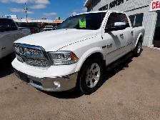 2015 RAM 1500 LARAMIE CREWCAB ECO DIESEL 4X4 / ACCIDENT FREE