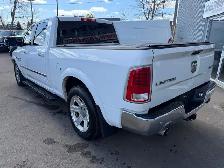 2015 RAM 1500 LARAMIE CREWCAB ECO DIESEL 4X4 / ACCIDENT FREE - Photo 3