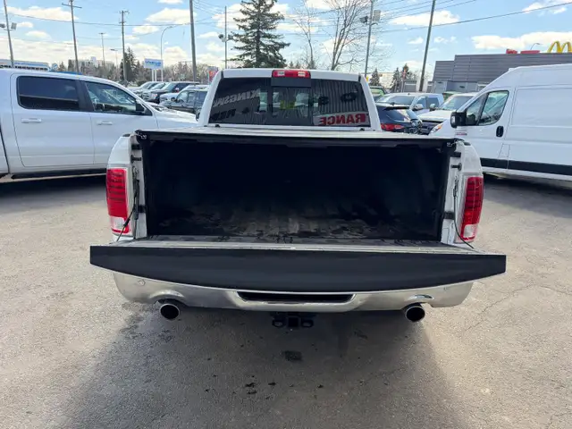2015 RAM 1500 LARAMIE CREWCAB ECO DIESEL 4X4 / ACCIDENT FREE - Photo 5