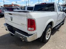 2015 RAM 1500 LARAMIE CREWCAB ECO DIESEL 4X4 / ACCIDENT FREE - Photo 6