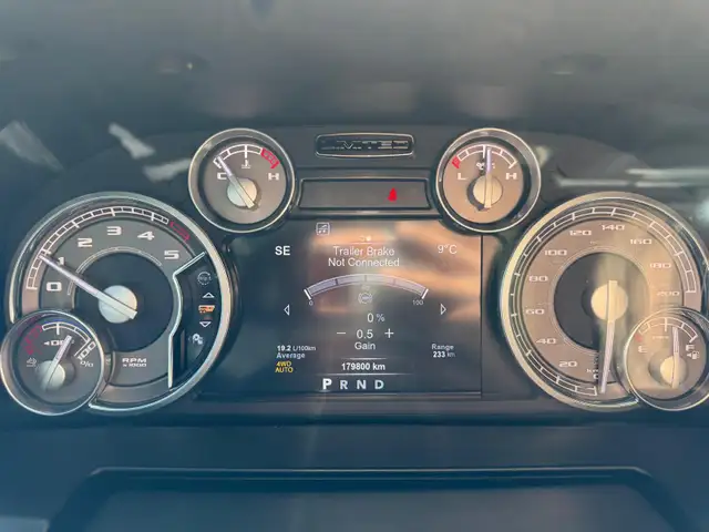 2015 RAM 1500 LARAMIE CREWCAB ECO DIESEL 4X4 / ACCIDENT FREE - Photo 18