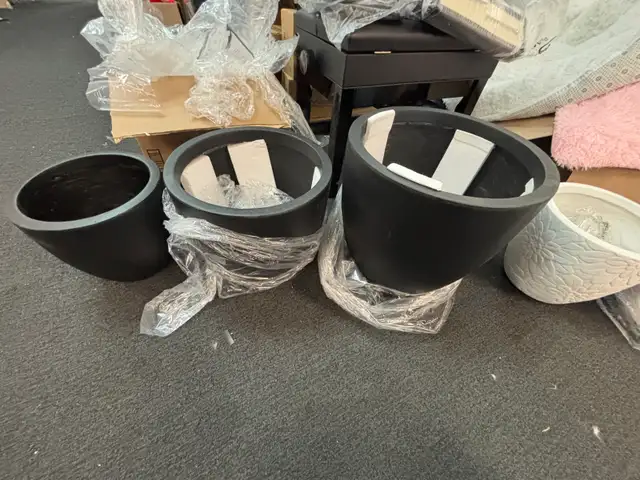 outdoor round planter pots set of 3 - Photo 2