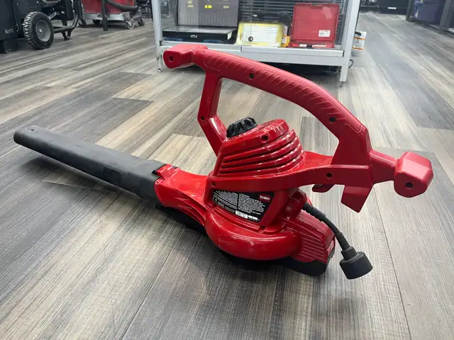 Toro Ultra Blower Vac - Photo 2