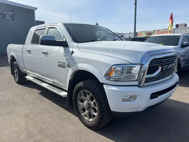 2018 RAM 3500 LIMITED LONGHORN MEGACAB / ONE OWNER ACCIDENT FREE - Photo 7