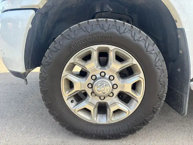 2018 RAM 3500 LIMITED LONGHORN MEGACAB / ONE OWNER ACCIDENT FREE - Photo 9