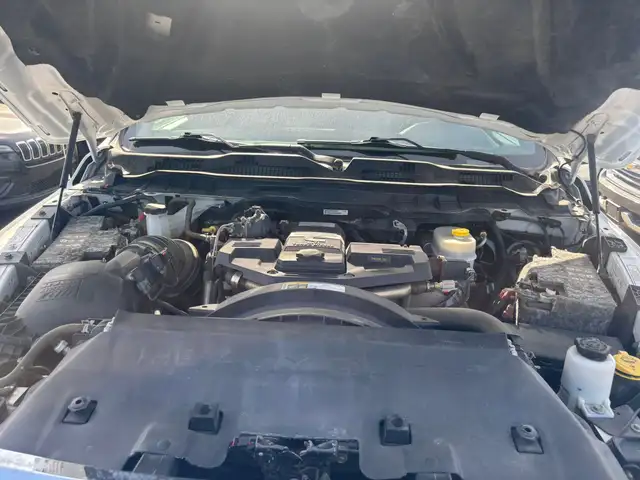2018 RAM 3500 LIMITED LONGHORN MEGACAB / ONE OWNER ACCIDENT FREE - Photo 11