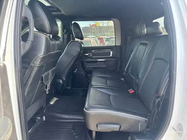 2018 RAM 3500 LIMITED LONGHORN MEGACAB / ONE OWNER ACCIDENT FREE - Photo 13