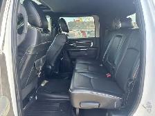2018 RAM 3500 LIMITED LONGHORN MEGACAB / ONE OWNER ACCIDENT FREE - Photo 13