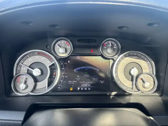 2018 RAM 3500 LIMITED LONGHORN MEGACAB / ONE OWNER ACCIDENT FREE - Photo 17