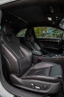 Audi S5 3.0T (Manual) - Photo 6