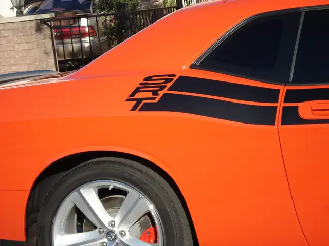 2009 DODGE CHALLENGER SRT8 - Photo 4