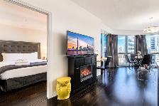 Luxury 2BR Furnished Downtown Toronto Condo Near SickKids & TGH