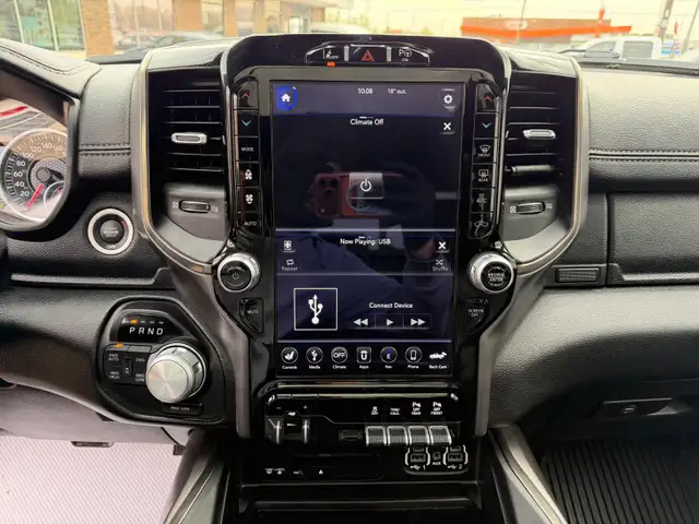 2019 Ram 1500 SPORT 4X4 / 5.7L HEMI / ONE OWNER - Photo 21