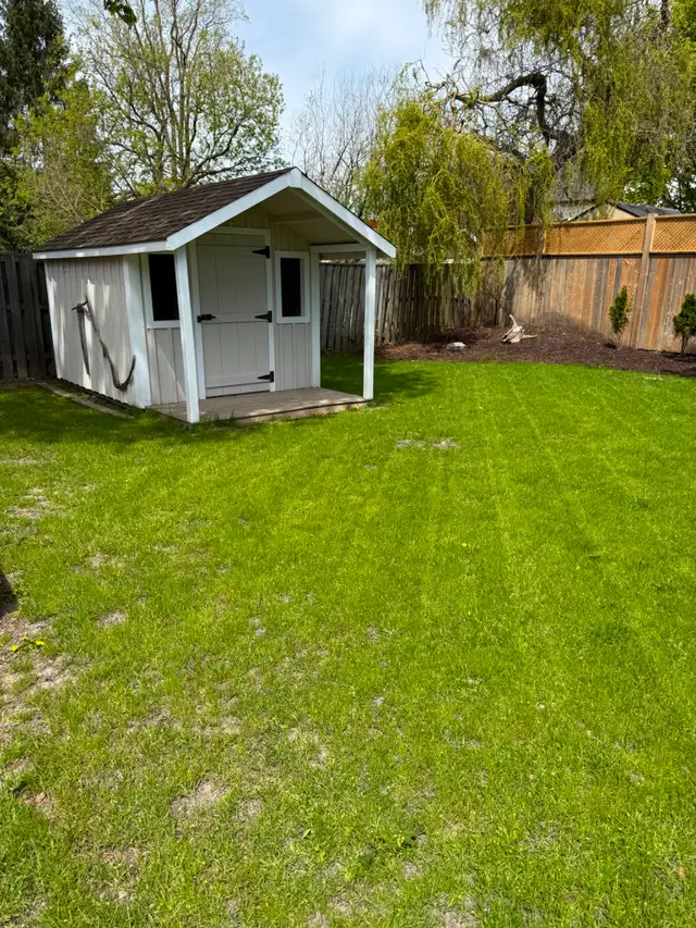 HOUSE FOR SALE BY OWNER IN STRATFORD ONTARIO - Photo 2