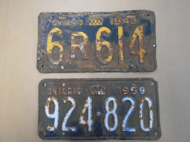 Vintage Ontario license plates
