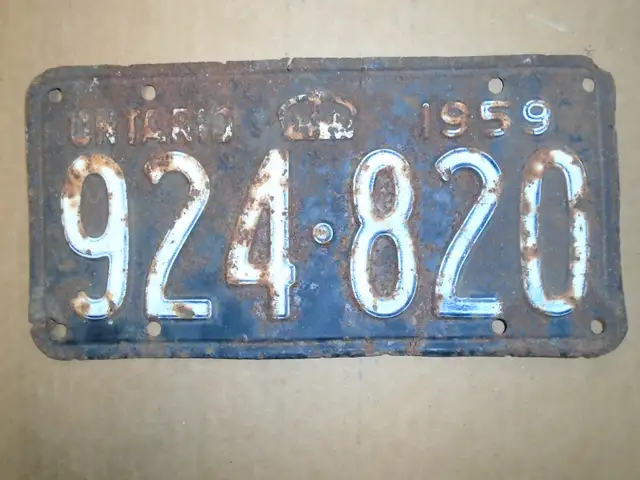 Vintage Ontario license plates - Photo 3