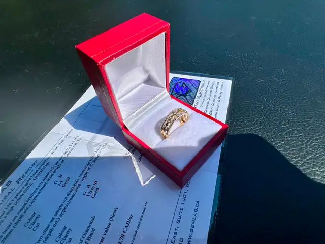 #839 - 14kt Yellow Gold, .39 Carat Diamond Band, Size 7 - Photo 3