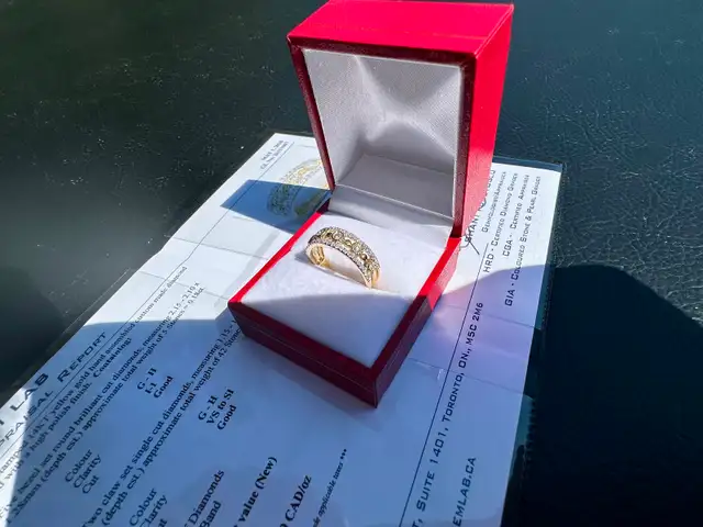 #839 - 14kt Yellow Gold, .39 Carat Diamond Band, Size 7 - Photo 4