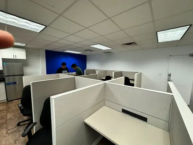Teknion Leverage System-Used Desk/Cubicles-Call Now!