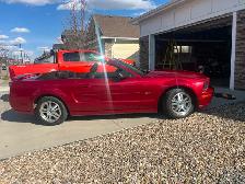 2005 Ford Mustang GT Convertible - Redfire Metallic - One Owner - Photo 9