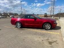 2005 Ford Mustang GT Convertible - Redfire Metallic - One Owner - Photo 10
