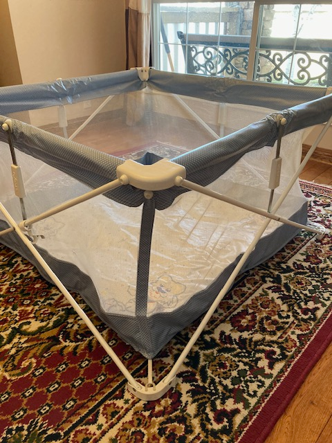 EVENFLO Washable Playard/Playpen - Photo 3
