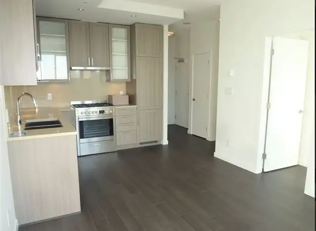 JOYCE-COLLINGWOOD AREA, 1-BEDROOM/1-BATHROOM UNIT FOR RENT - Photo 2