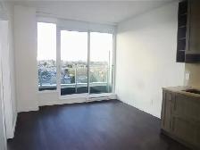 JOYCE-COLLINGWOOD AREA, 1-BEDROOM/1-BATHROOM UNIT FOR RENT - Photo 6