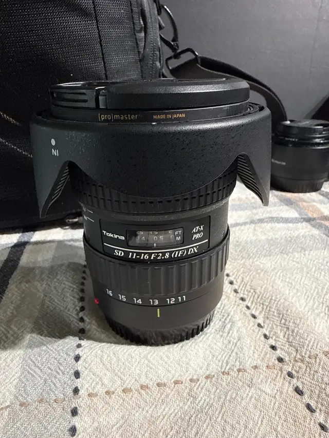 Canon 60D with lenses - Photo 4