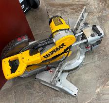 Dewalt dw718 Corded Miter Saw