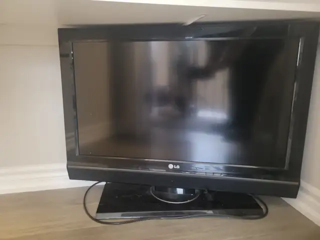 32 inch LG tv