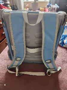 Pet carrier  small dog or cat back pack style - Photo 2