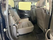 2018 Chevrolet Silverado 1500 LT-Z71 / 4x4 / Crew / Local - Photo 14